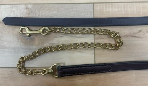 TThe Timber Ridge Leather Lead Shank with Chain is made in Pennsylvania by Amish Leather Craftsman using only the highest quality of leather!